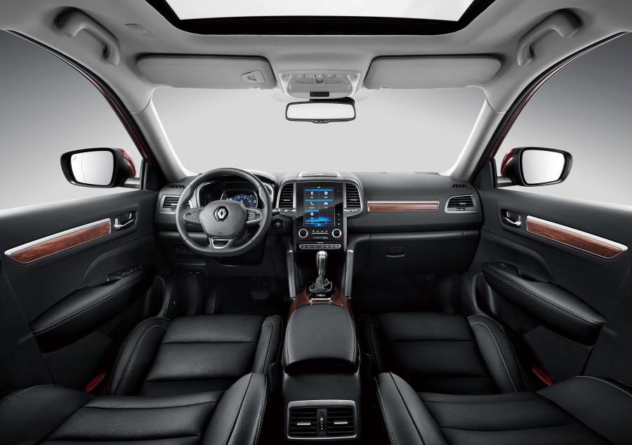 Торпедо Renault Koleos 2019 года  (CN) (фото 8 из 40)